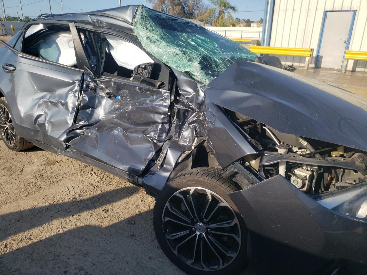 صورة رقم 9 من المزاد - 2016 TOYOTA COROLLA L مع VIN 5YFBURHE2GP509699