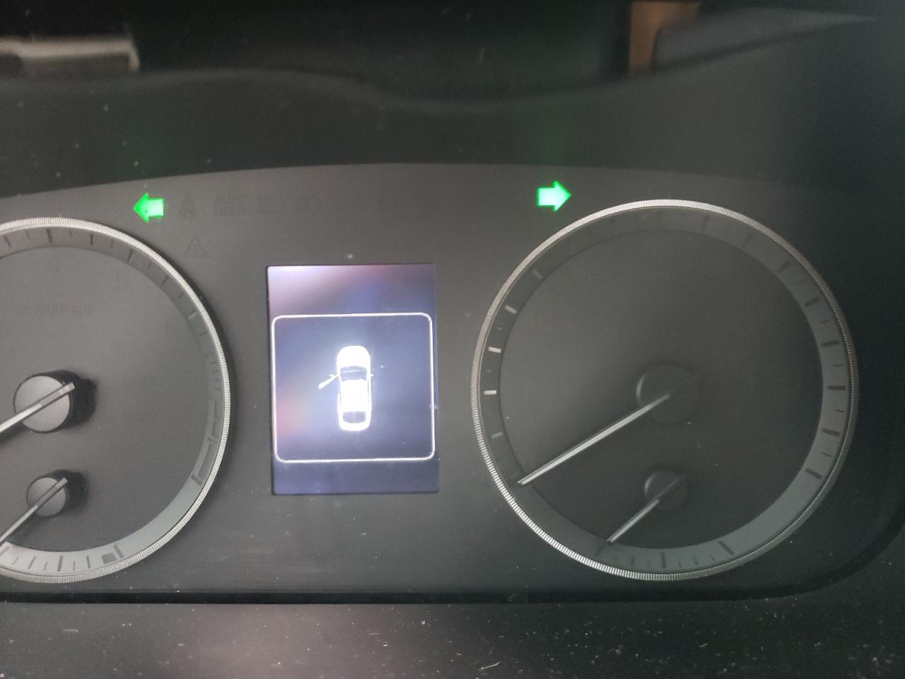 Photo 8 from auction – 2017 HYUNDAI SONATA SE with VIN 5NPE24AF6HH564387