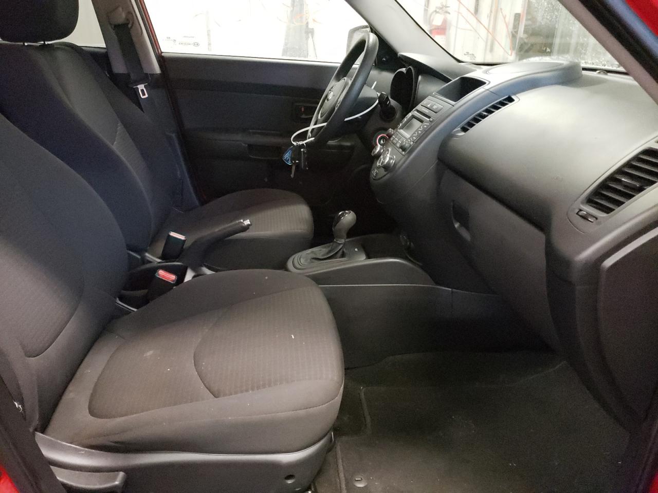 Photo 5 from auction – 2013 KIA SOUL with VIN KNDJT2A5XD7614407
