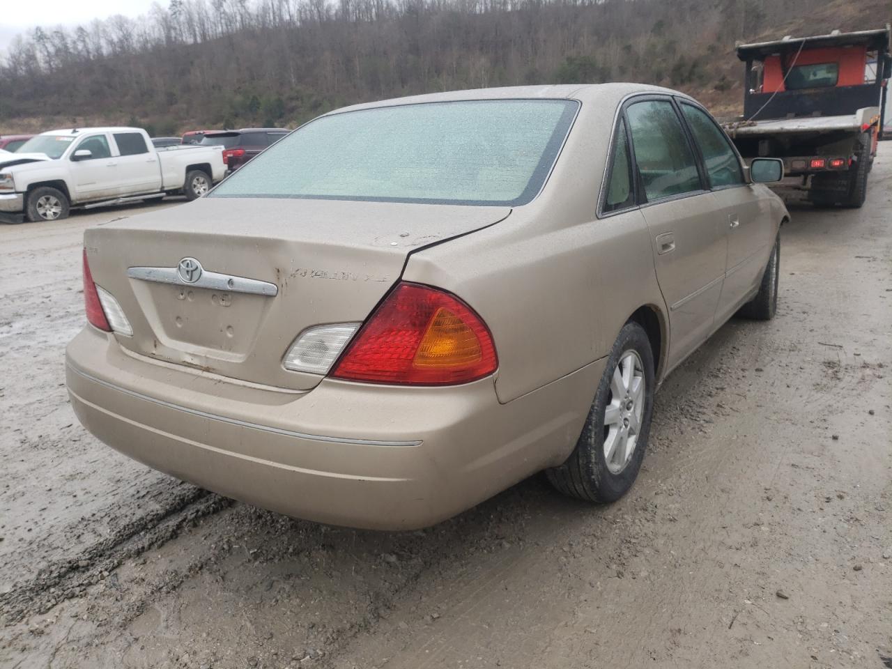 Photo 4 from auction – 2002 TOYOTA AVALON with VIN 4T1BF28B12U252193