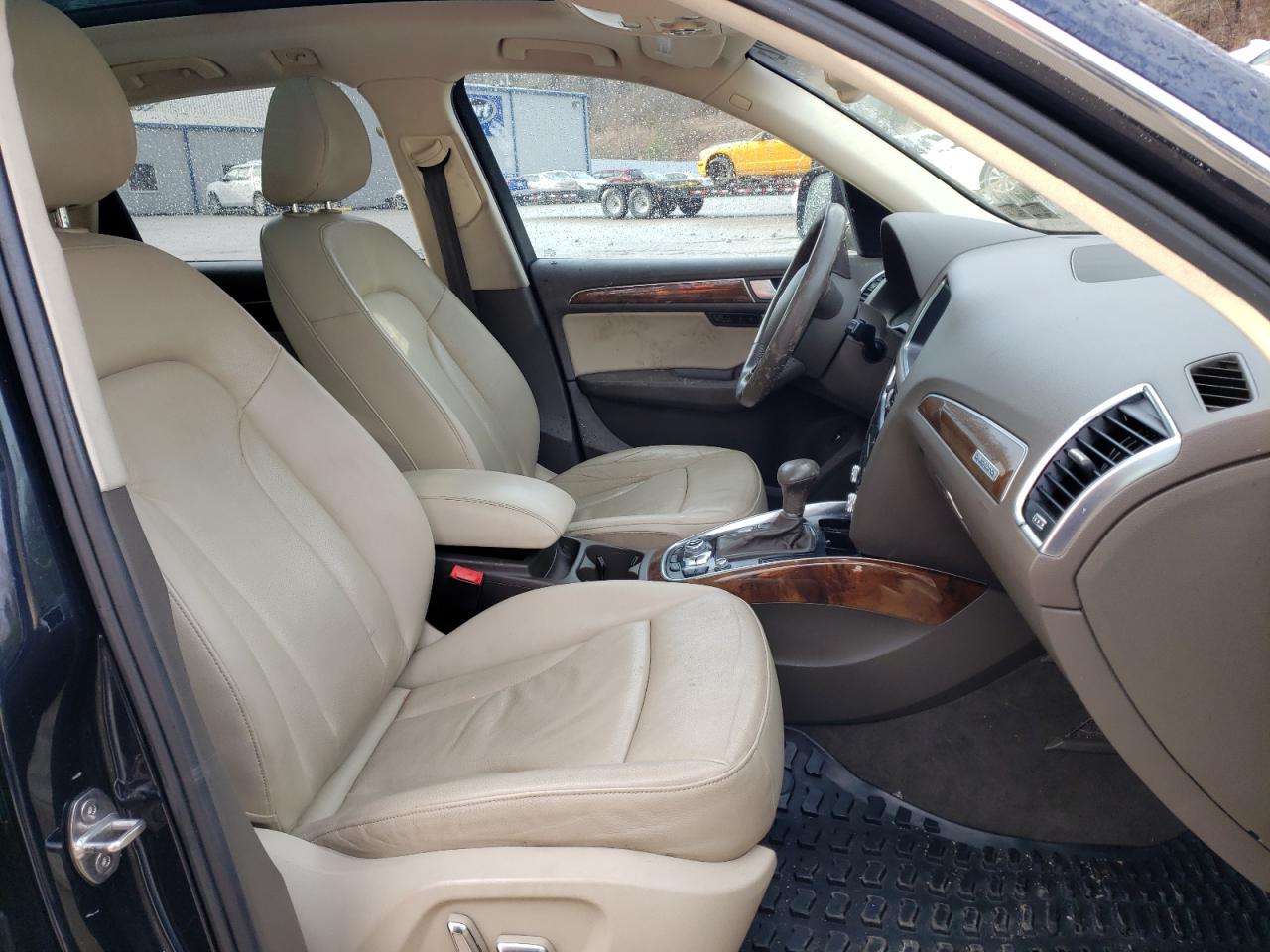 Photo 5 from auction – 2015 AUDI Q5 PREMIUM with VIN WA1LFAFP8FA005949