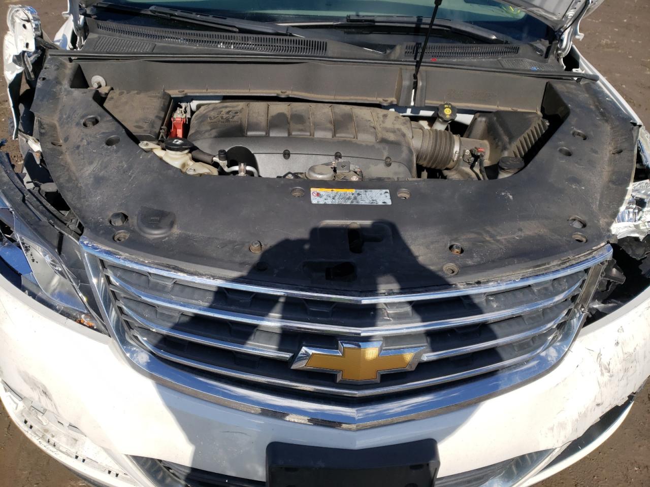 Photo 7 from auction – 2016 CHEVROLET TRAVERSE L with VIN 1GNKRGKD2GJ139789