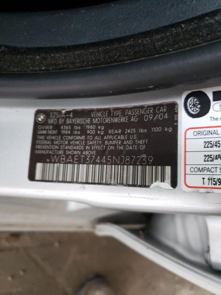 Photo 10 from auction – 2005 BMW 325 I with VIN WBAET37445NJ87239
