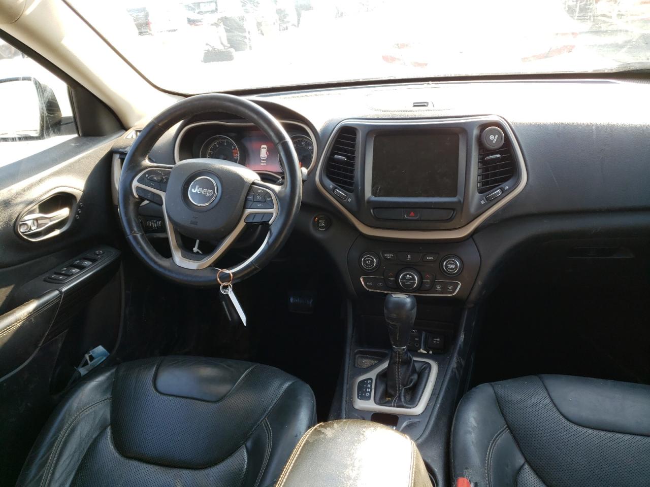 Photo 9 from auction – 2016 JEEP CHEROKEE L with VIN 1C4PJLDB5GW172878