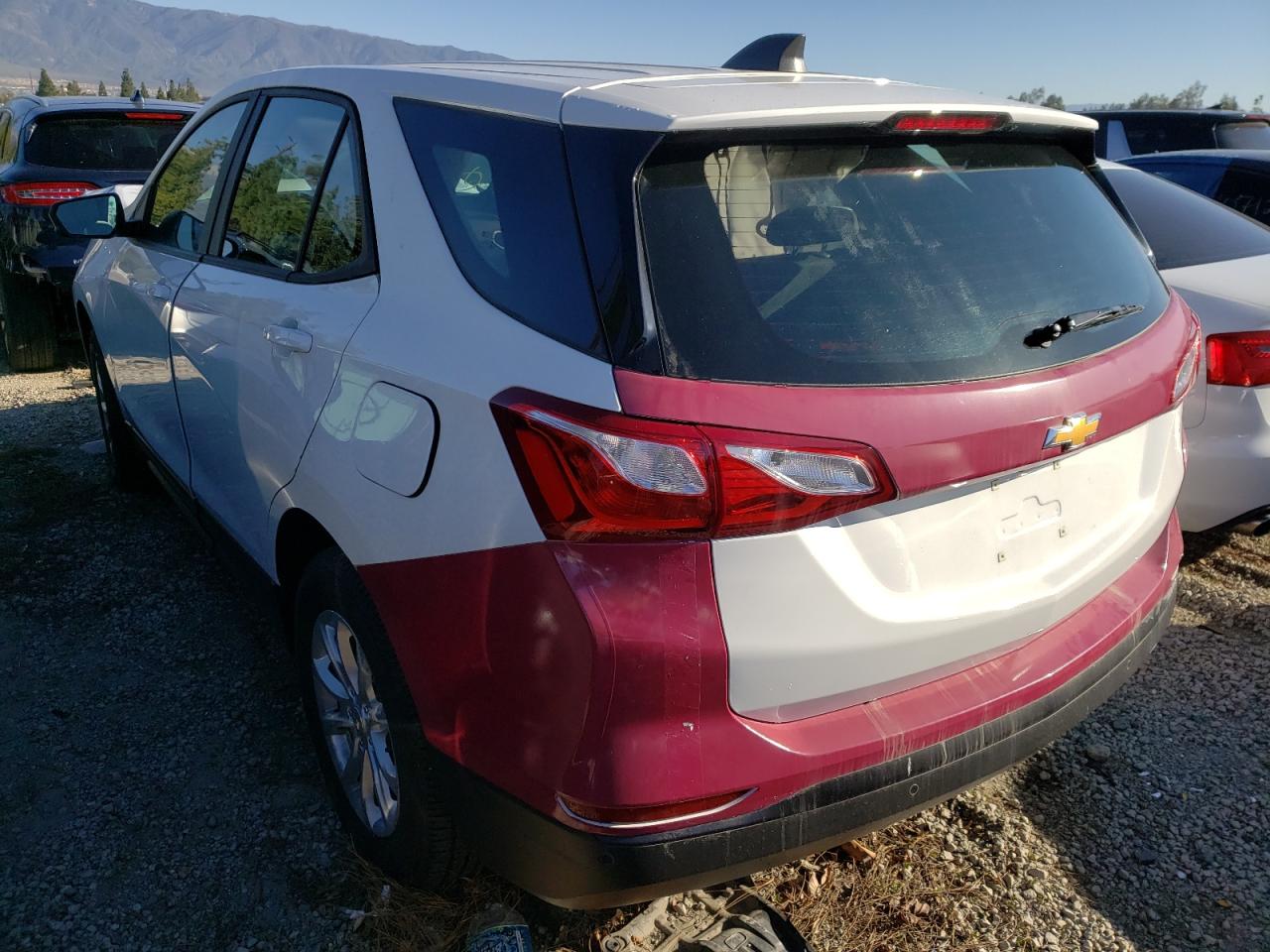 Photo 3 from auction – 2020 CHEVROLET EQUINOX with VIN 3GNAX5EV5LS680192