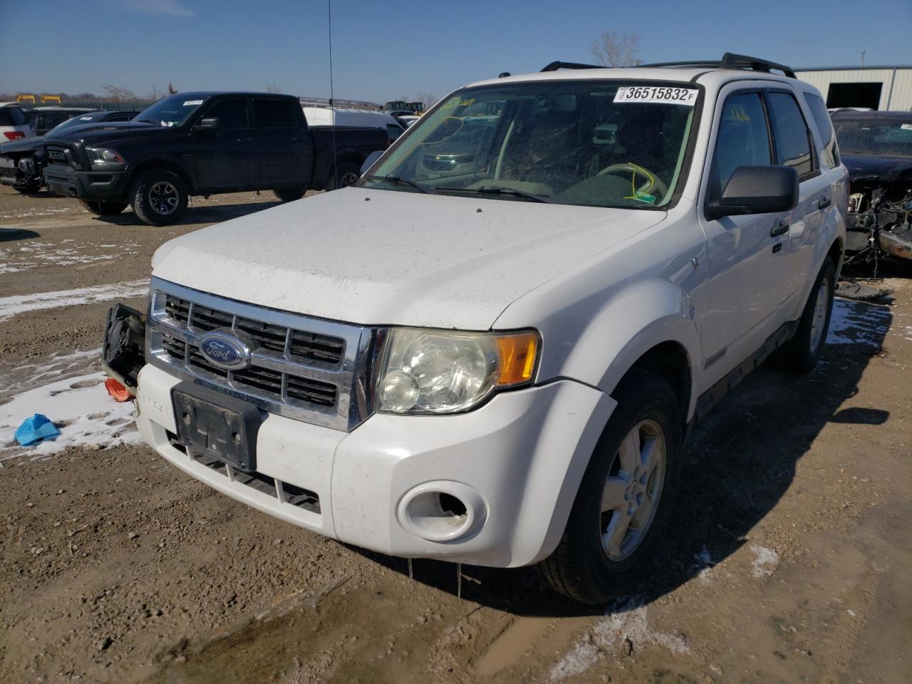 Photo 2 from auction – 2008 FORD ESCAPE XLT with VIN 1FMCU93128KB67269