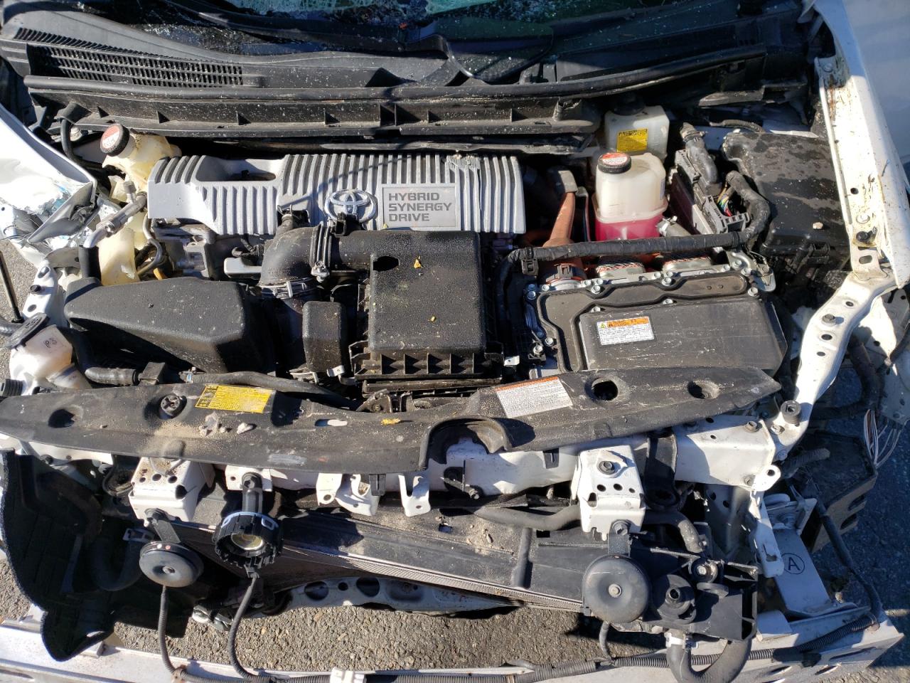 Photo 7 from auction – 2015 TOYOTA PRIUS with VIN JTDKN3DU8F0452148