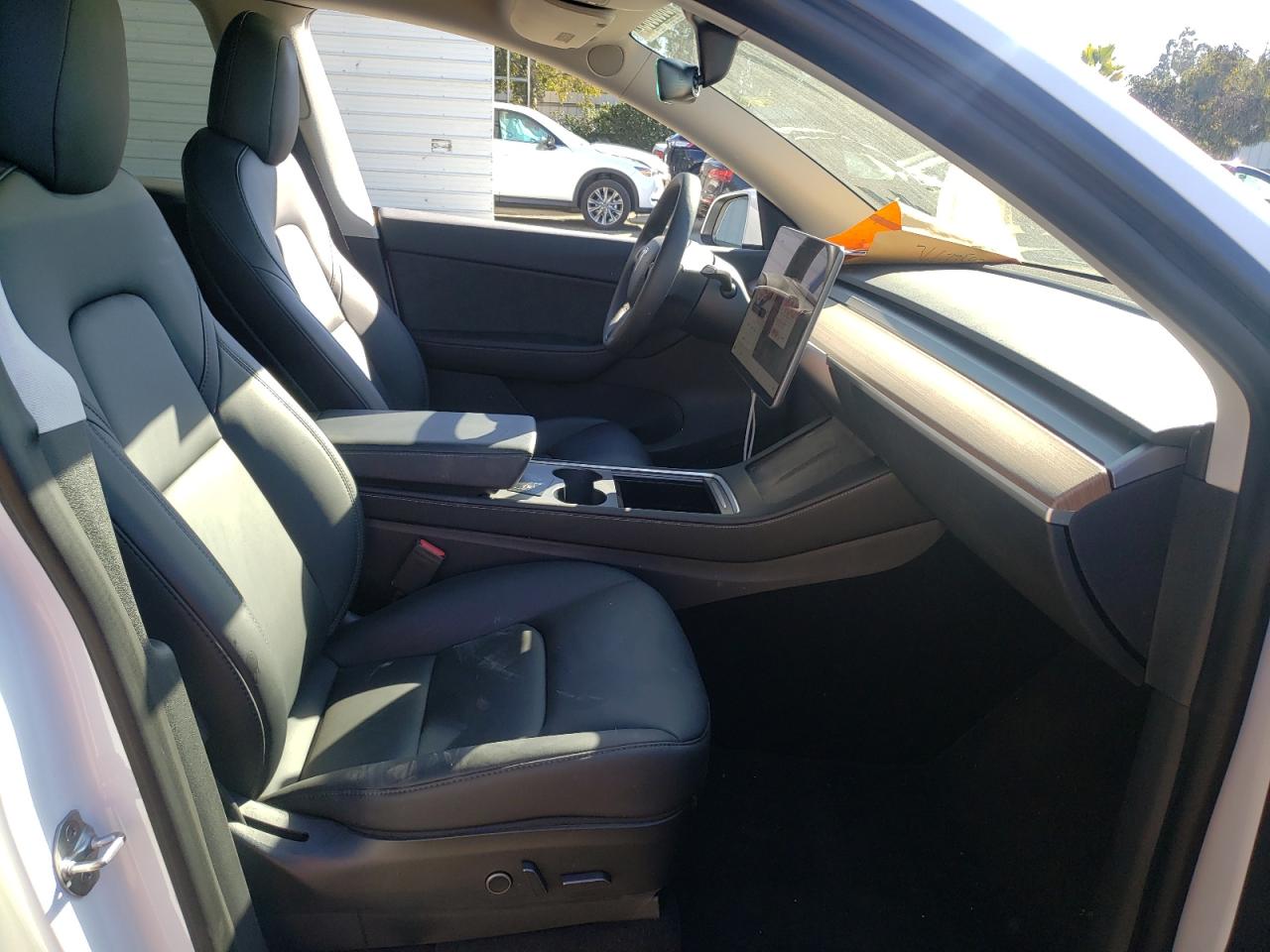 Photo 5 from auction – 2021 TESLA MODEL Y with VIN 5YJYGDEE6MF153595