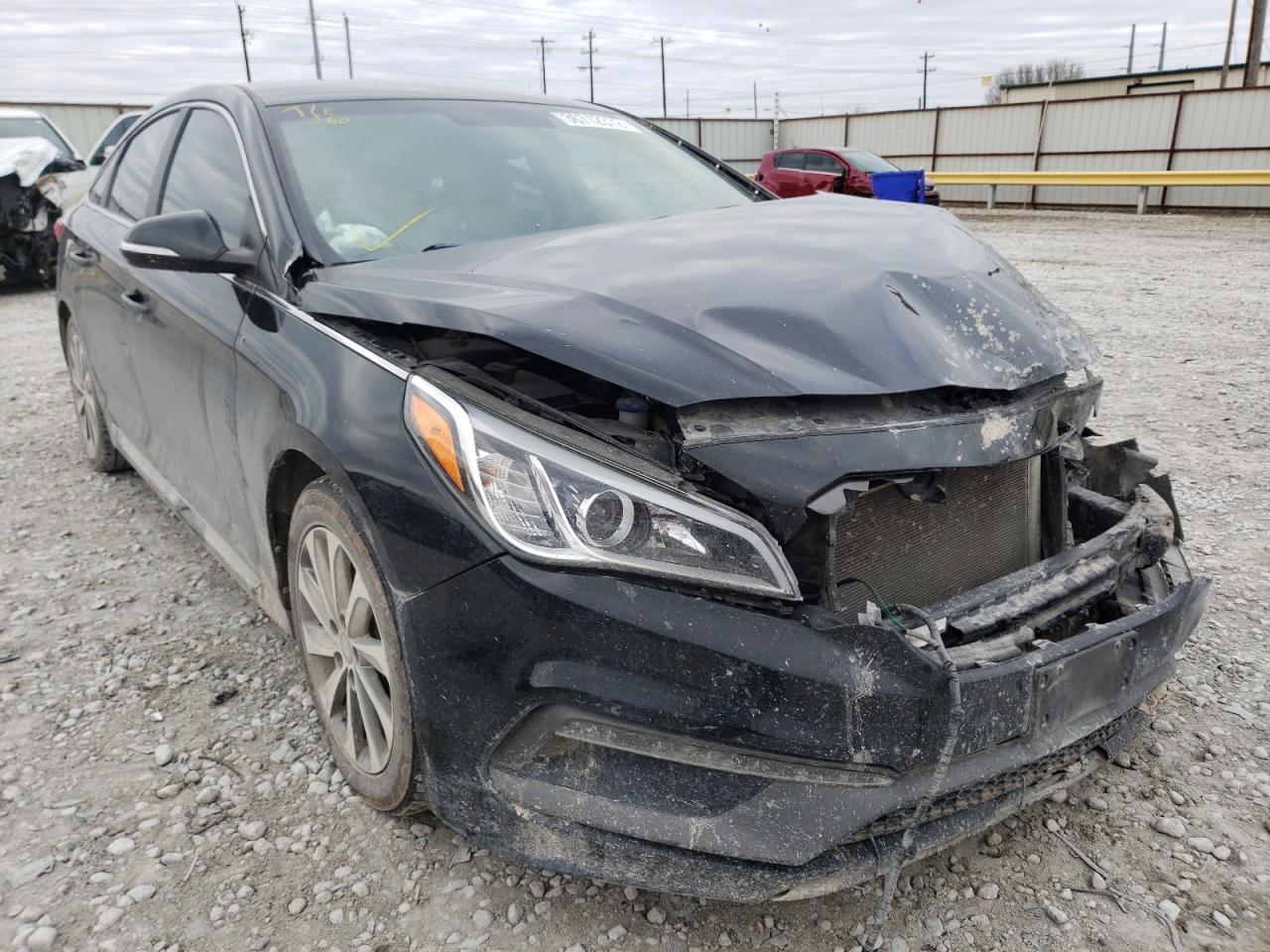 HYUNDAI SONATA SPO 2015 with VIN 5NPE34AF4FH075917 - Photo from auction