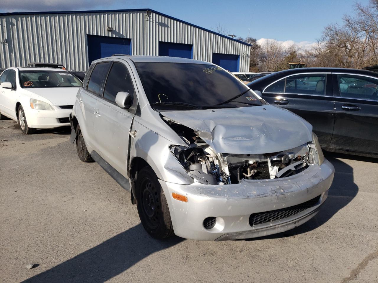 Photo 9 from auction – 2005 TOYOTA SCION XA with VIN JTKKT624450107698