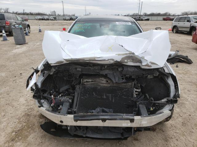 Photo 7 from auction – 2015 HYUNDAI GENESIS with VIN KMHGN4JEXFU068692