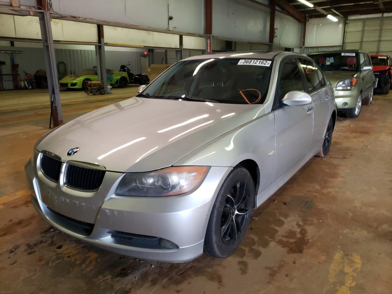 Photo 2 from auction – 2007 BMW 328 I with VIN WBAVA37557NL12816