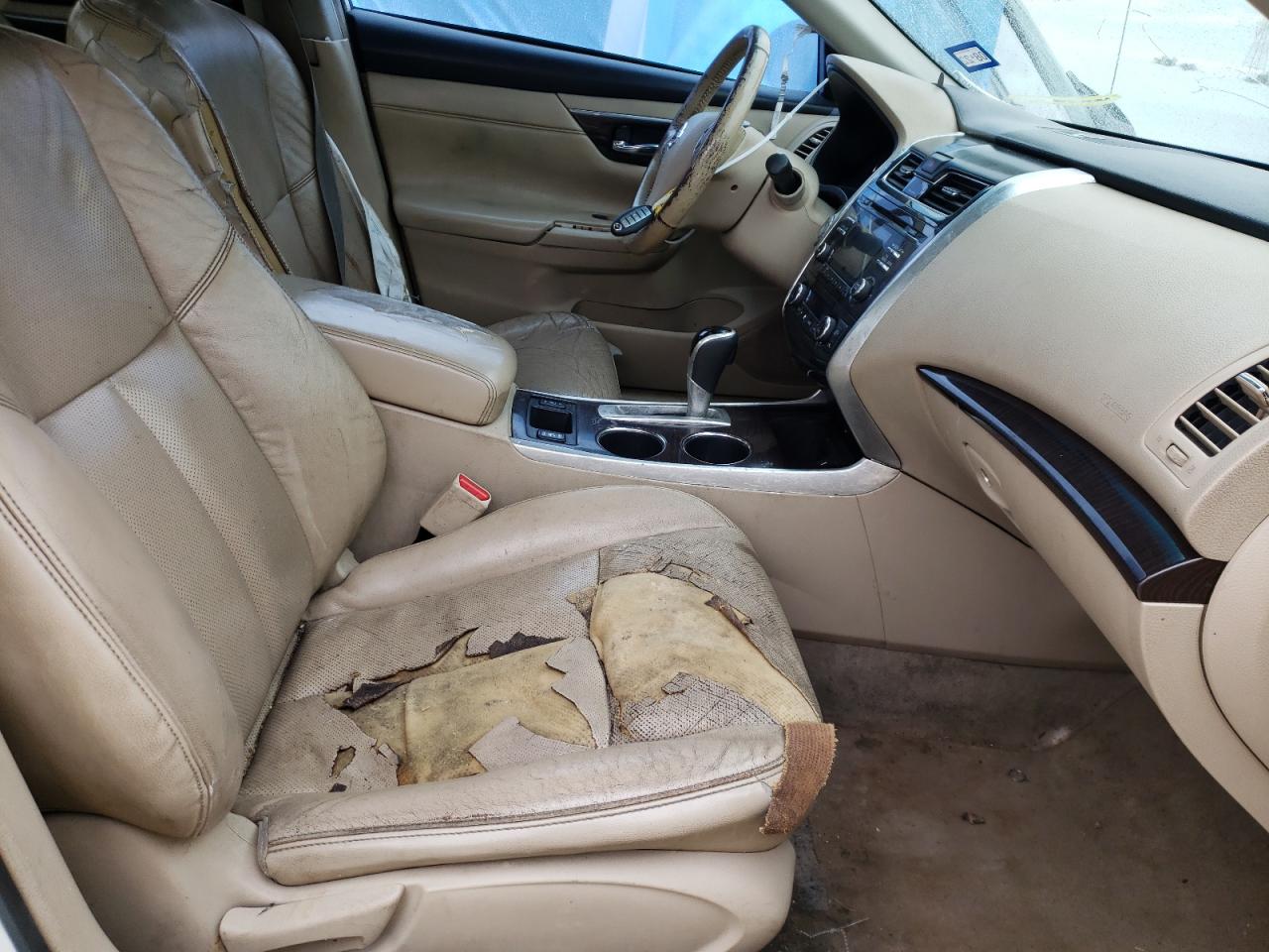 Photo 5 from auction – 2013 NISSAN ALTIMA 2.5 with VIN 1N4AL3AP4DN557758