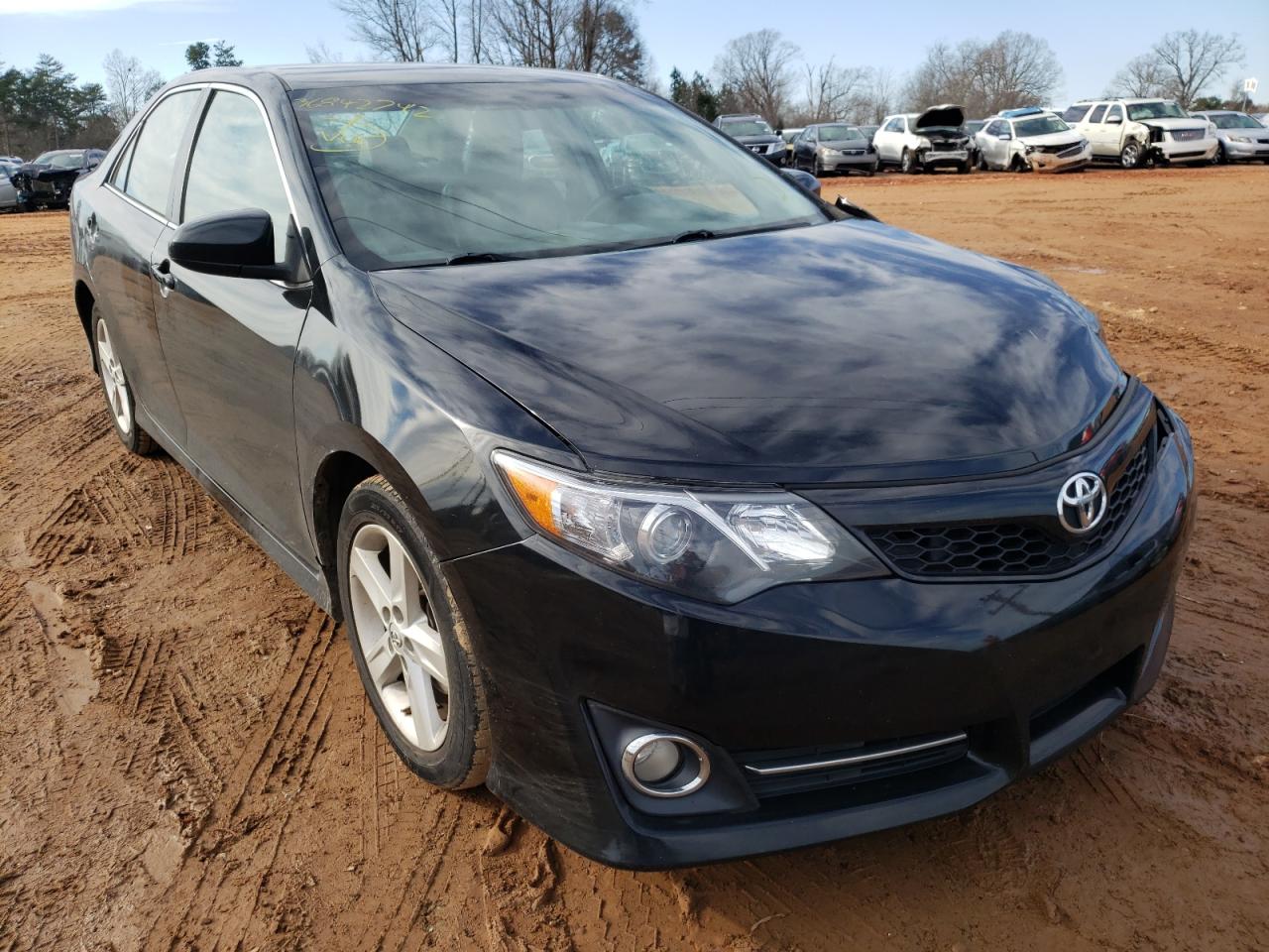 TOYOTA CAMRY L 2014 with VIN 4T1BF1FK6EU305035 - Photo from auction