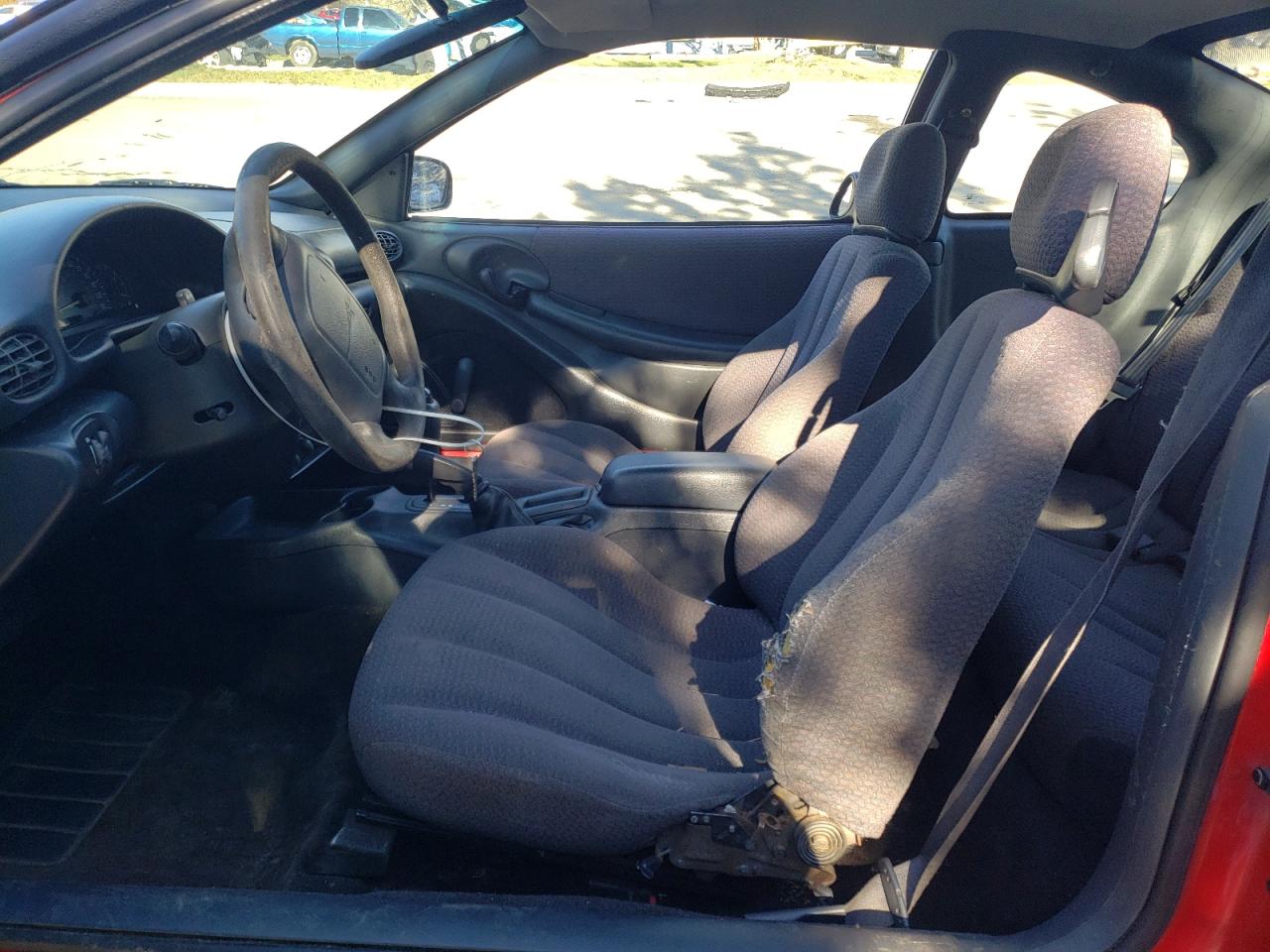 Photo 5 from auction – 2002 PONTIAC SUNFIRE SE with VIN 1G2JB124X27100450