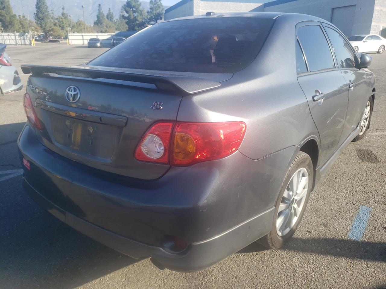 Foto 4 de la subasta – 2010 TOYOTA COROLLA BA con VIN 2T1BU4EE3AC405771