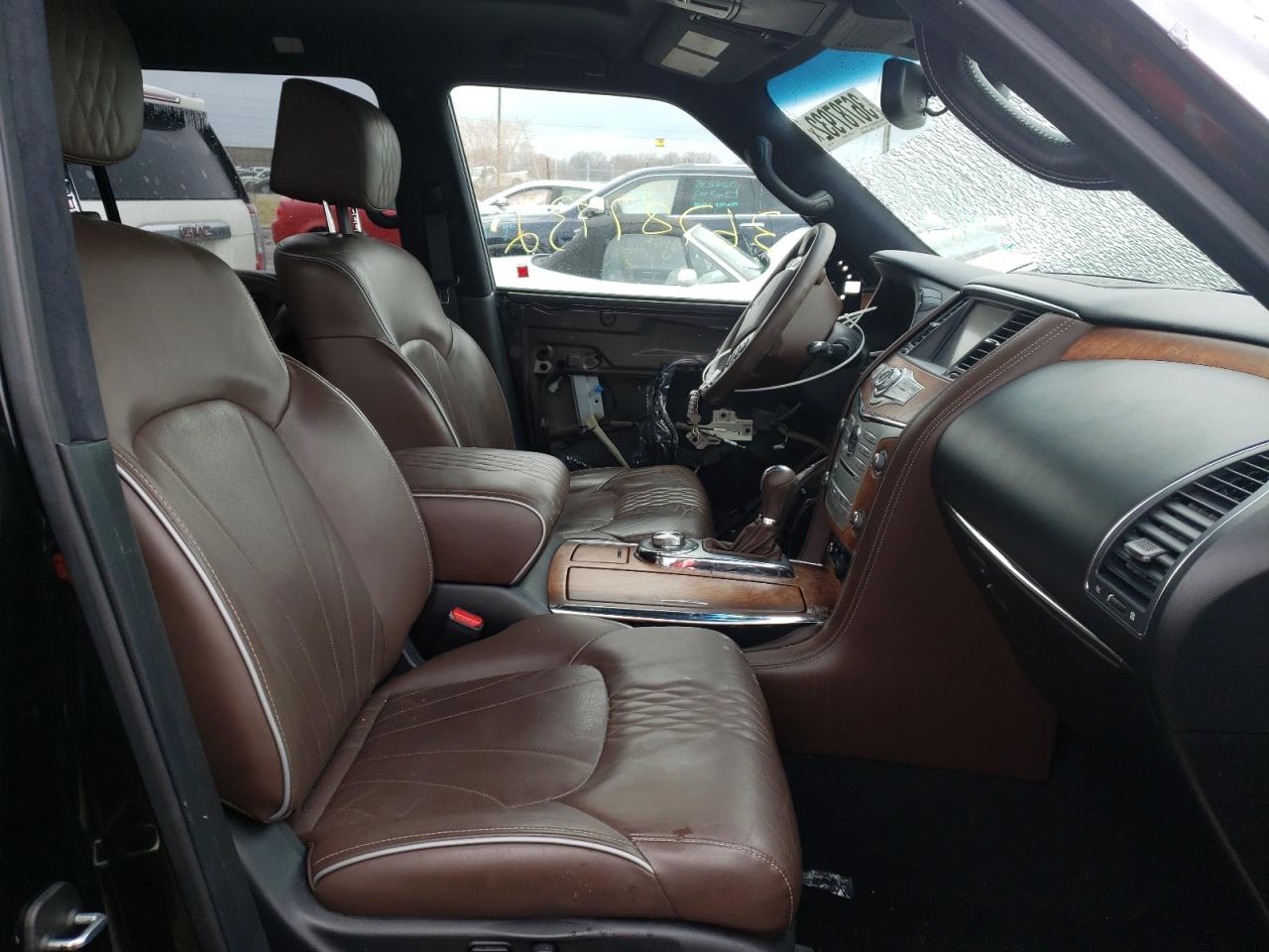 Photo 5 from auction – 2017 INFINITI QX80 BASE with VIN JN8AZ2NE2H9150259