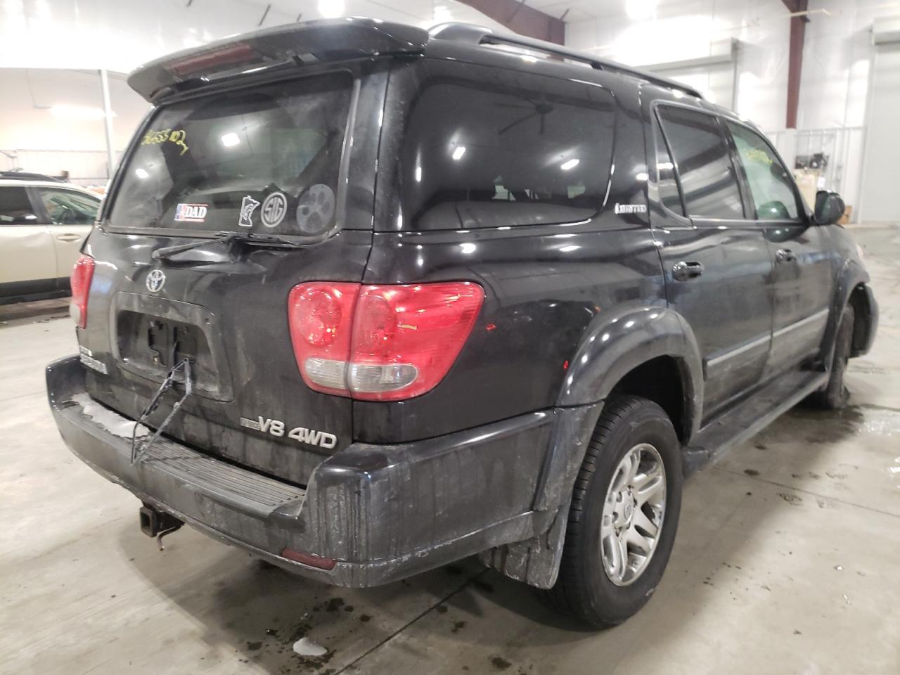 Photo 4 from auction – 2005 TOYOTA SEQUOIA LI with VIN 5TDBT48A45S252567
