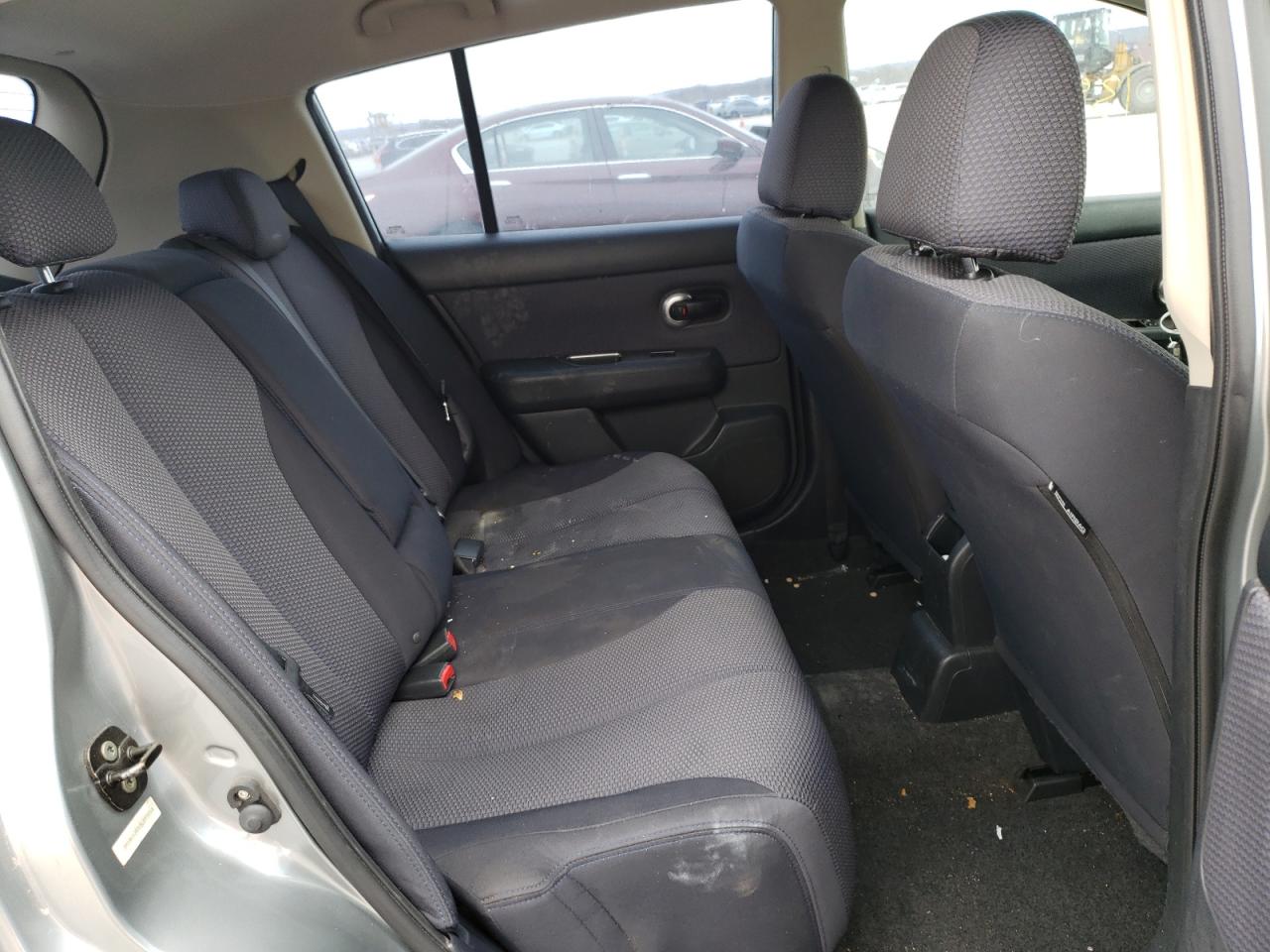 Photo 6 from auction – 2007 NISSAN VERSA S with VIN 3N1BC13E07L377313