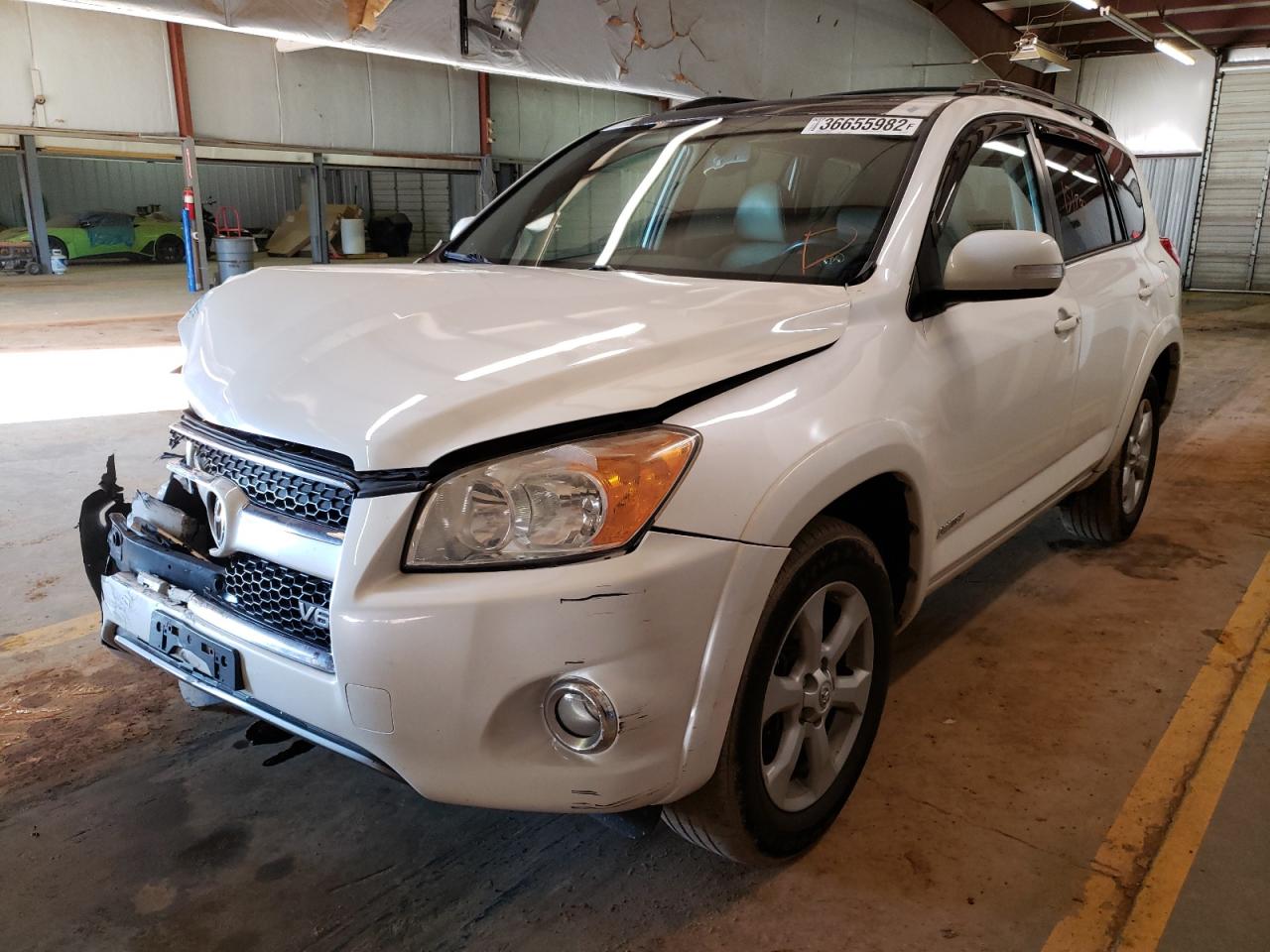 Photo 2 from auction – 2011 TOYOTA RAV4 LIMIT with VIN 2T3DK4DV3BW056540