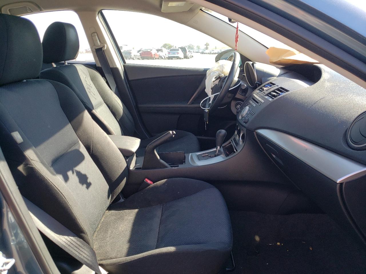 Фото 5 с аукциона – 2010 MAZDA 3 I с VIN JM1BL1SG9A1243673
