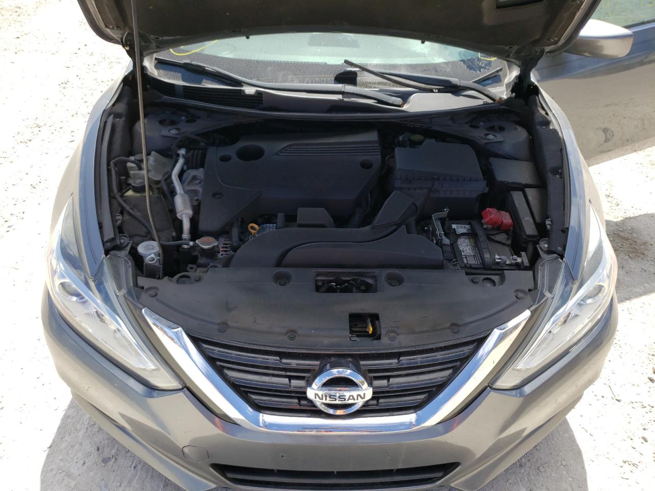 Photo 7 from auction – 2017 NISSAN ALTIMA 2.5 with VIN 1N4AL3AP0HC229979