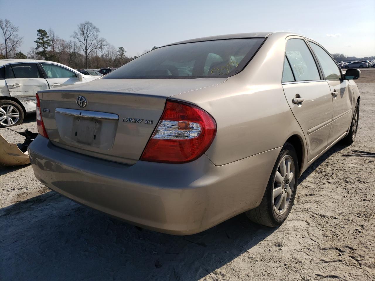 Photo 4 from auction – 2002 TOYOTA CAMRY LE with VIN 4T1BE32K42U615247
