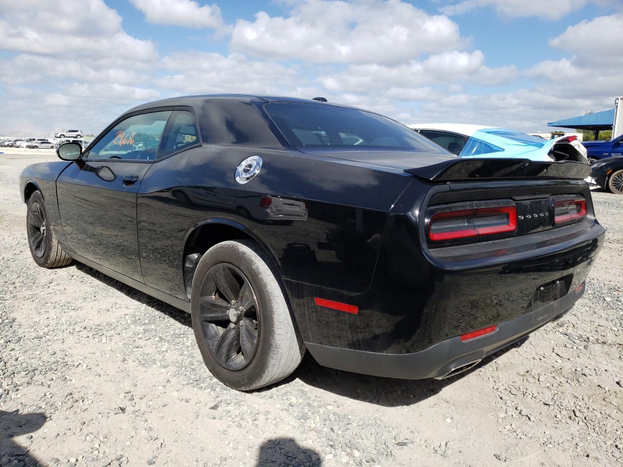 Photo 3 from auction – 2019 DODGE CHALLENGER with VIN 2C3CDZAG3KH530208