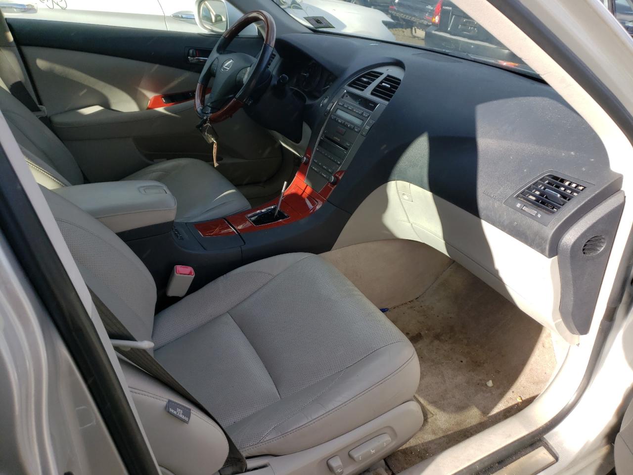 Photo 5 from auction – 2008 LEXUS ES 350 with VIN JTHBJ46G282188066