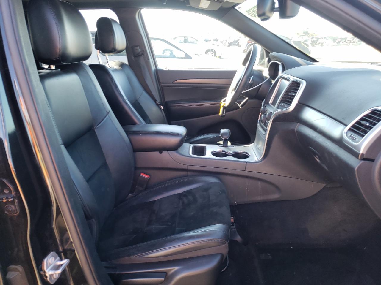 Photo 5 from auction – 2015 JEEP GRAND CHER with VIN 1C4RJFAG4FC902578