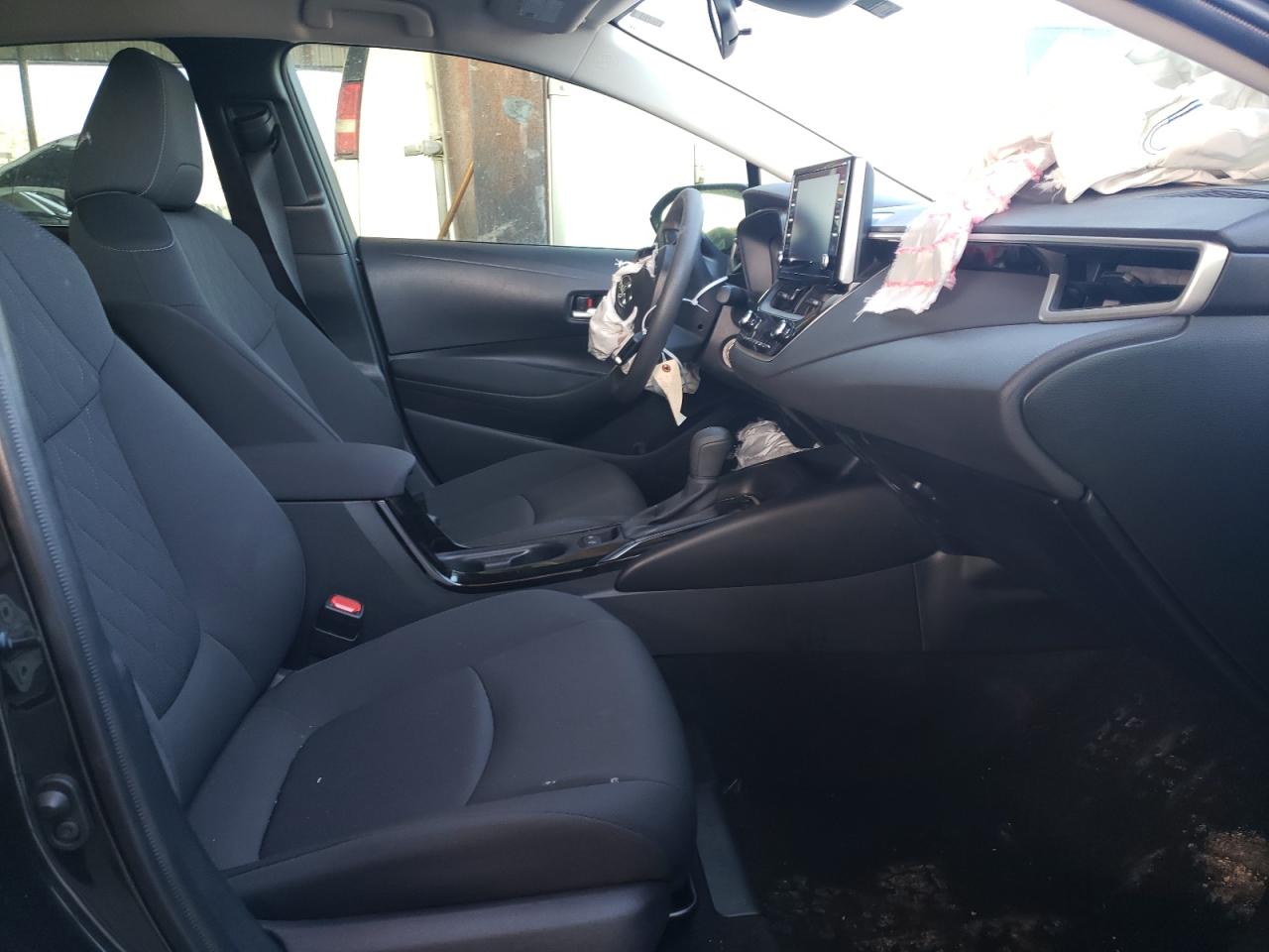 Photo 5 from auction – 2020 TOYOTA COROLLA LE with VIN JTDEPRAE7LJ058010