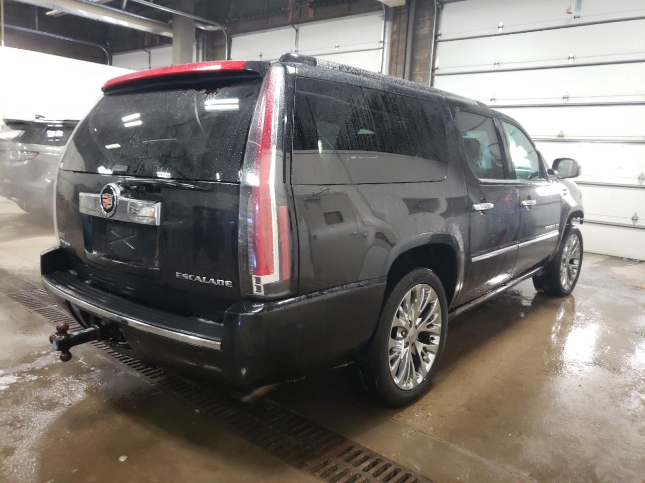 Photo 4 from auction – 2011 CADILLAC ESCALADE E with VIN 1GYS4KEF7BR387158
