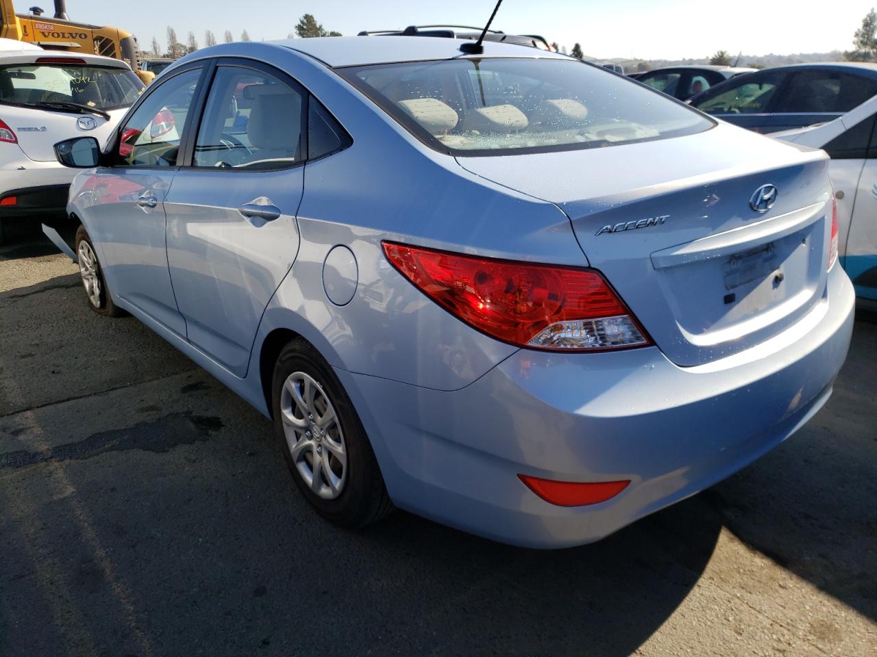 Photo 3 from auction – 2014 HYUNDAI ACCENT GLS with VIN KMHCT4AEXEU625426