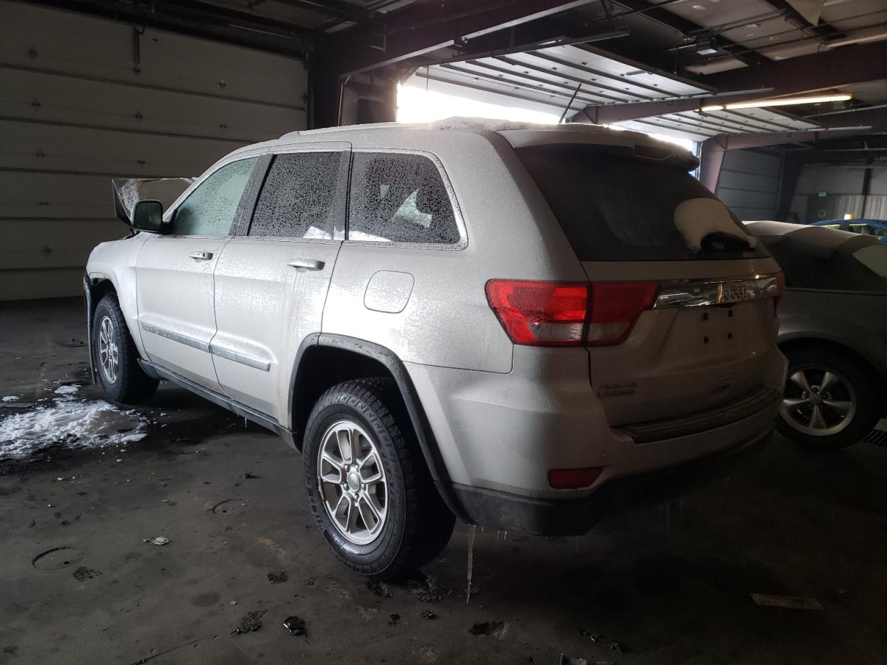 Photo 3 from auction – 2012 JEEP GRAND CHER with VIN 1C4RJFAG5CC213757