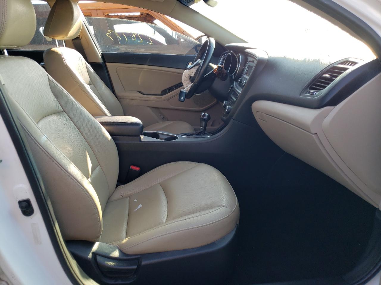 Photo 5 from auction – 2014 KIA OPTIMA EX with VIN 5XXGN4A78EG297155