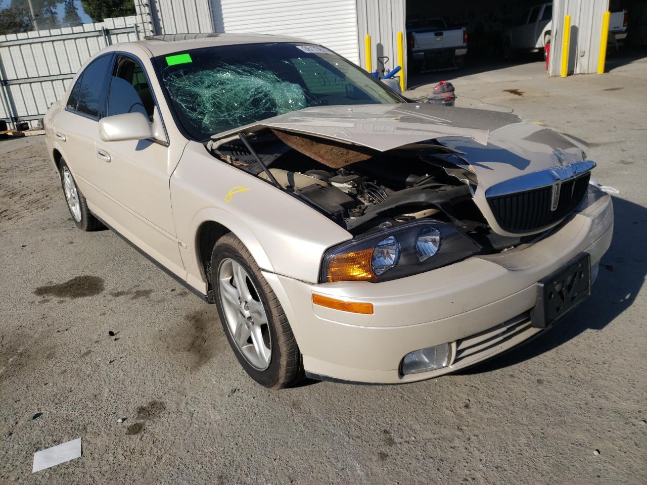 LINCOLN LS 2000 with VIN 1LNHM87A6YY912161 - Photo from auction