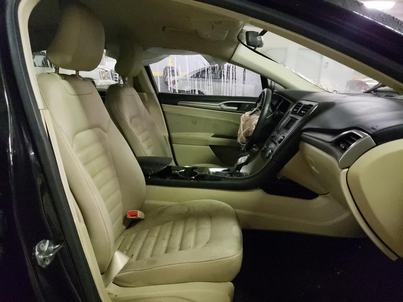 Photo 5 from auction – 2015 FORD FUSION SE with VIN 3FA6P0HD5FR237885