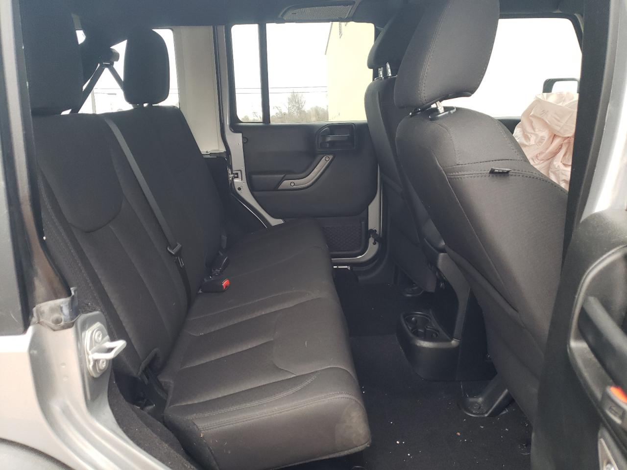 Photo 6 from auction – 2017 JEEP WRANGLER U with VIN 1C4HJWDG4HL710474
