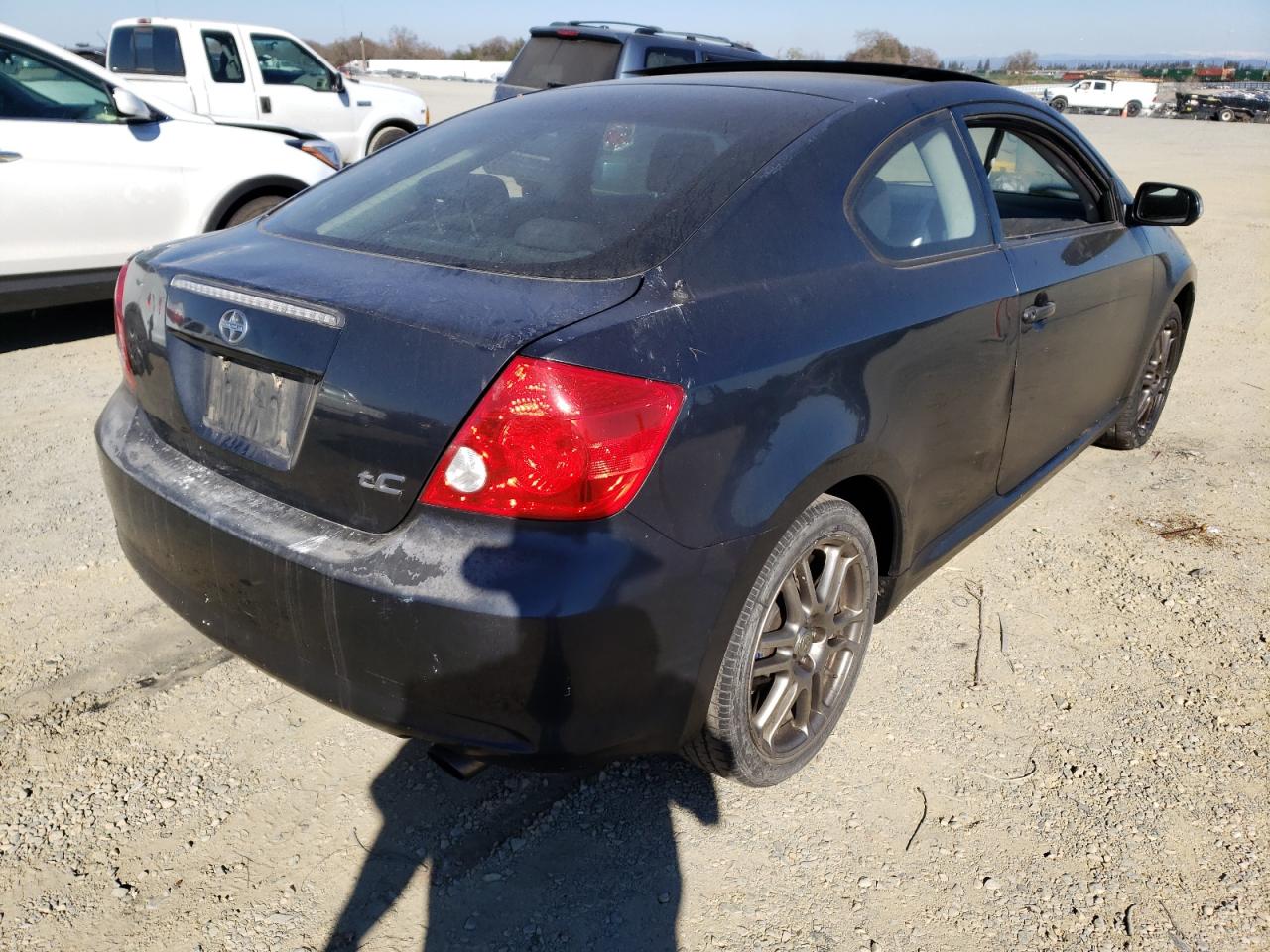 Photo 4 from auction – 2006 TOYOTA SCION TC with VIN JTKDE167060137499