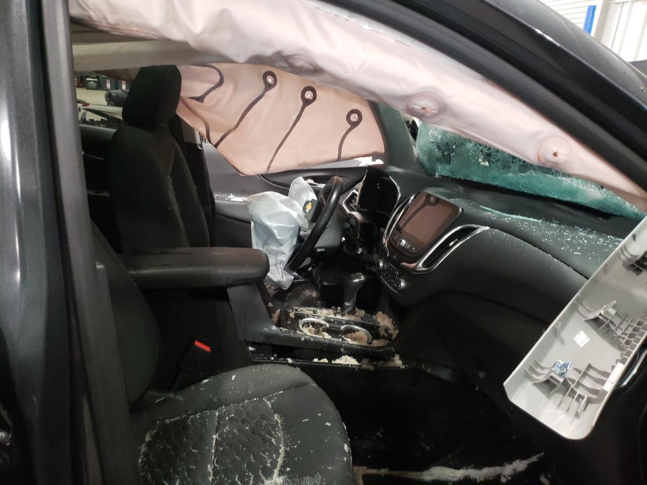 Photo 5 from auction – 2019 CHEVROLET EQUINOX LT with VIN 2GNAXKEV9K6201963
