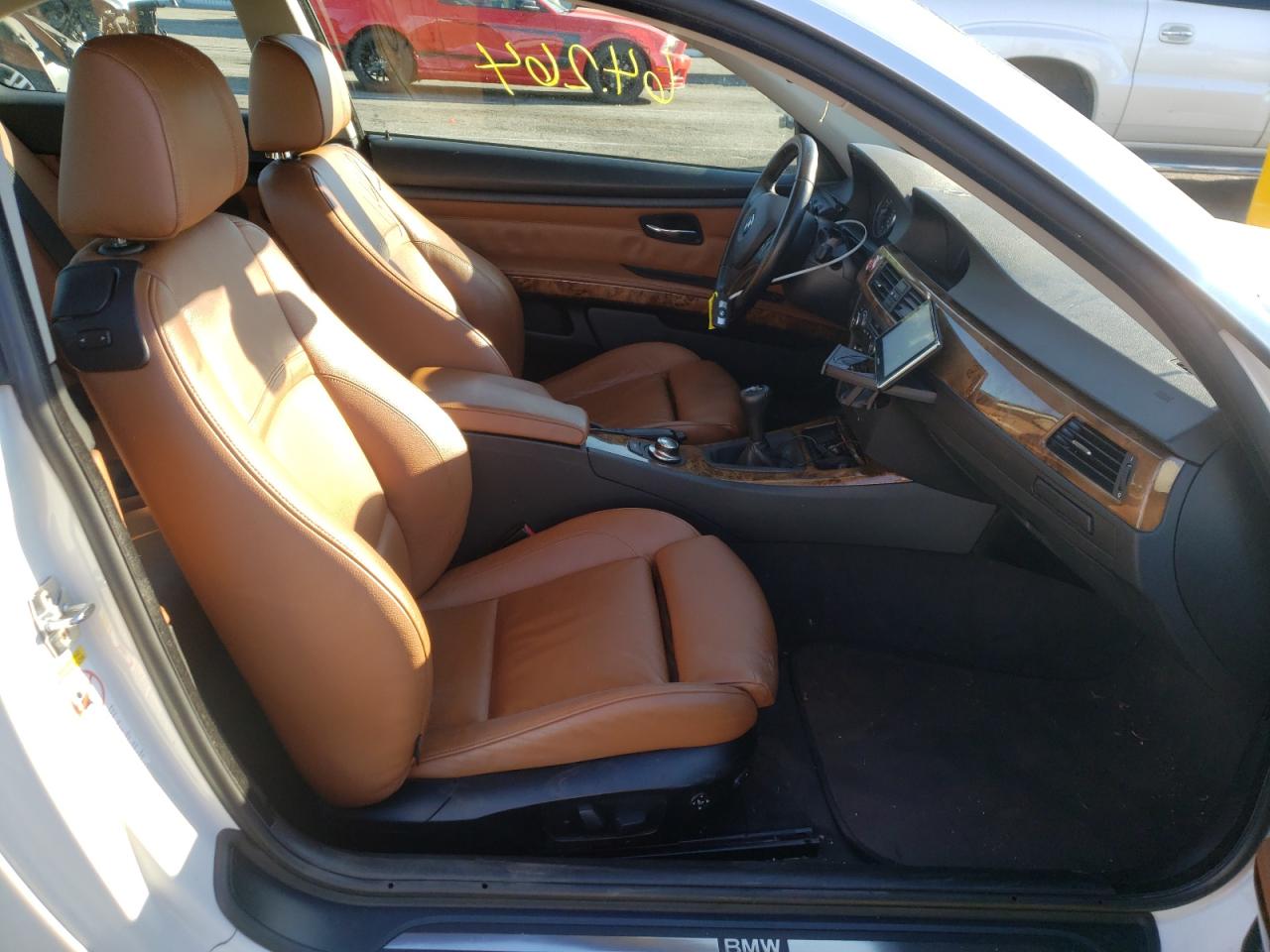 Photo 5 from auction – 2007 BMW 335 I with VIN WBAWB73507P023636