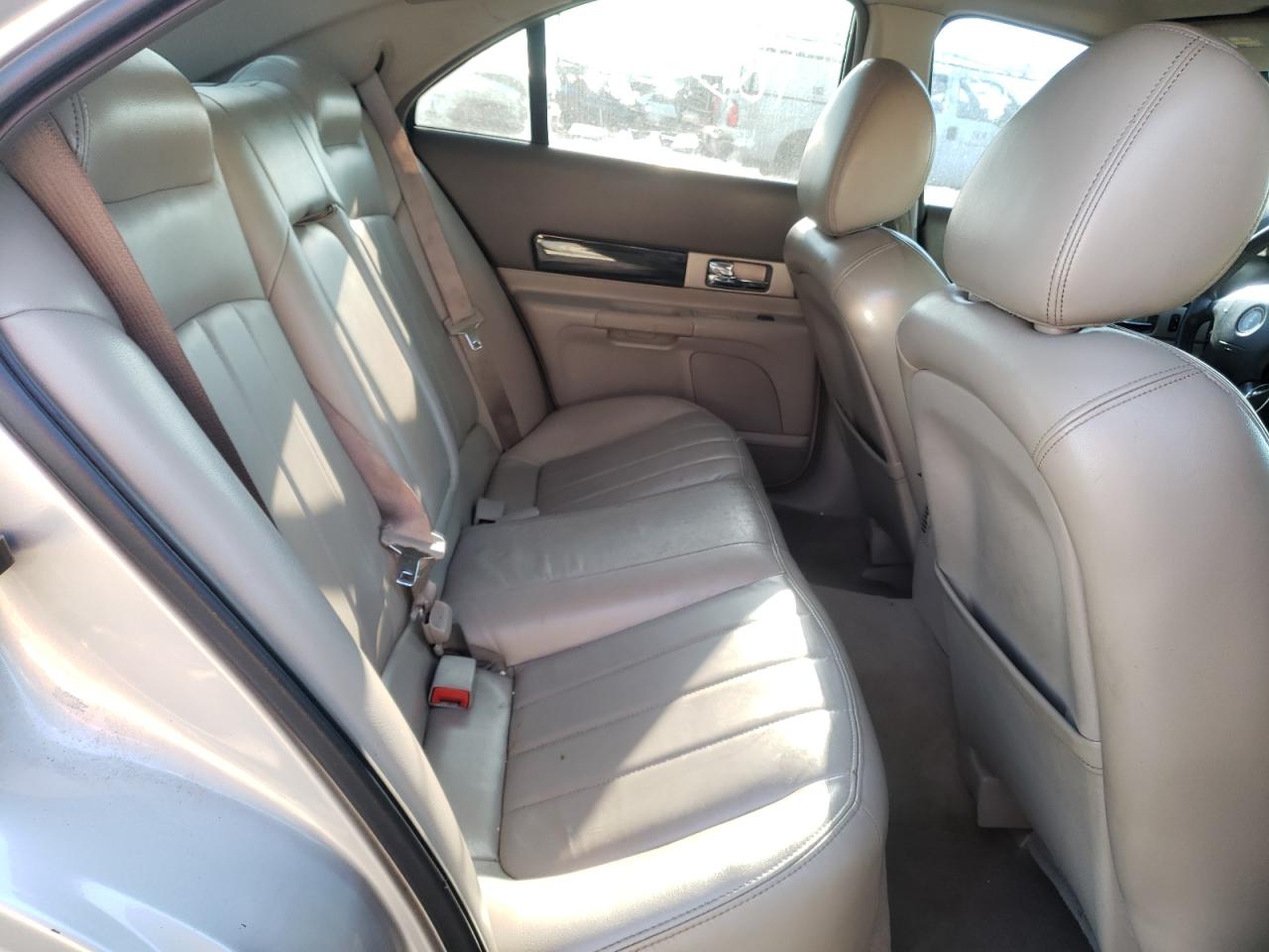 Photo 6 from auction – 2004 LINCOLN LS with VIN 1LNHM86S34Y686004