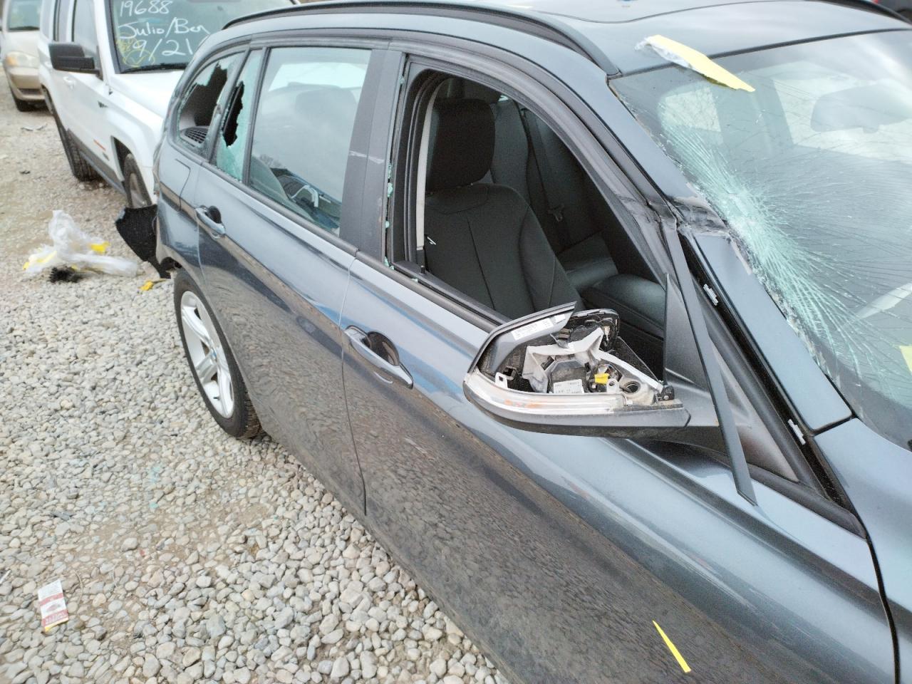Photo 9 from auction – 2014 BMW 328 XI with VIN WBA3G7C57EKN36557