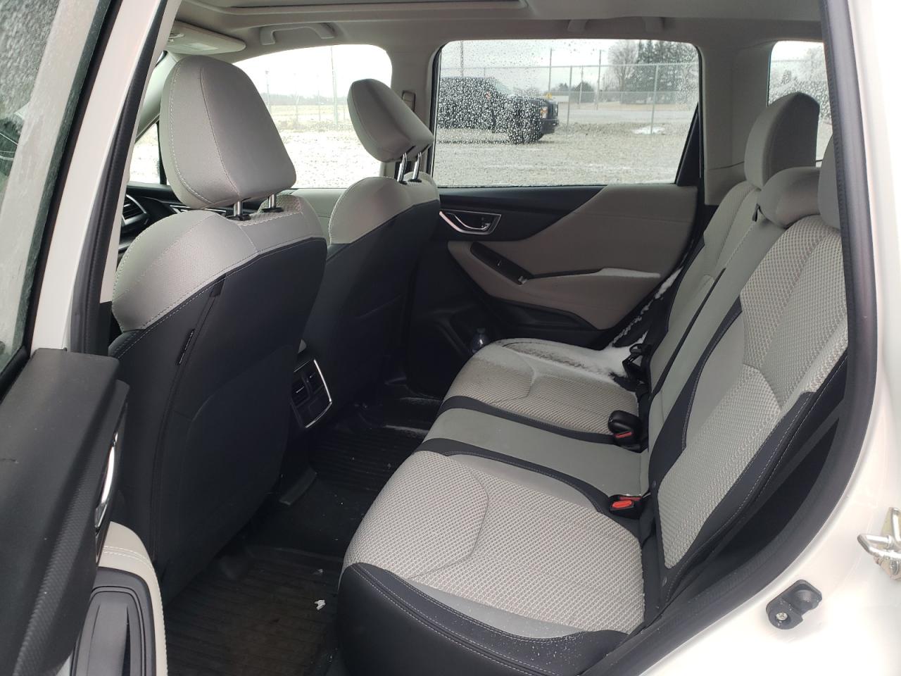 Photo 6 from auction – 2019 SUBARU FORESTER P with VIN JF2SKAEC4KH436884