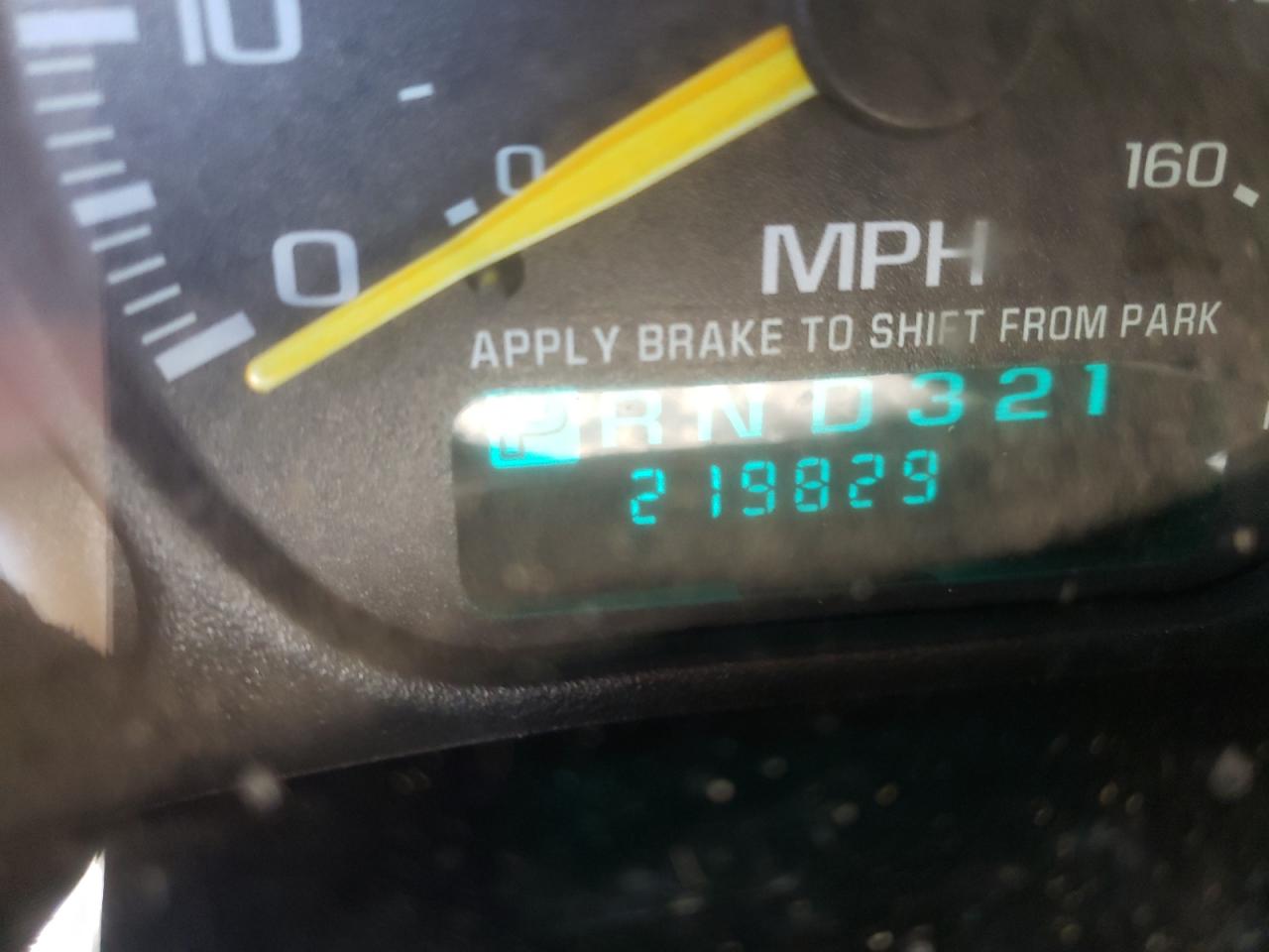 Photo 8 from auction – 2000 CHEVROLET SILVERADO with VIN 1GCEK19T4YZ221787