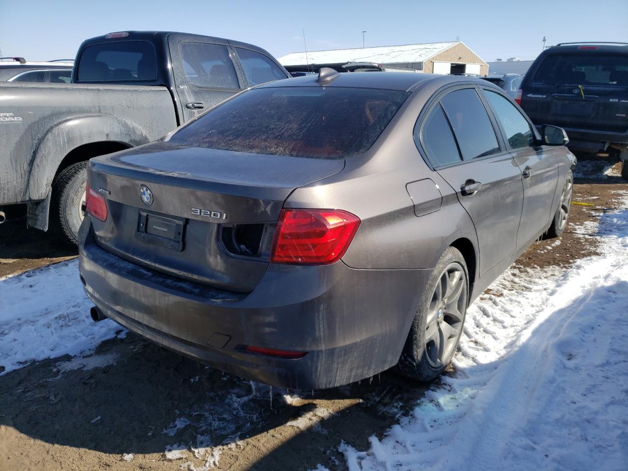 Photo 4 from auction – 2015 BMW 320 I XDRI with VIN WBA3C3G56FNS73668