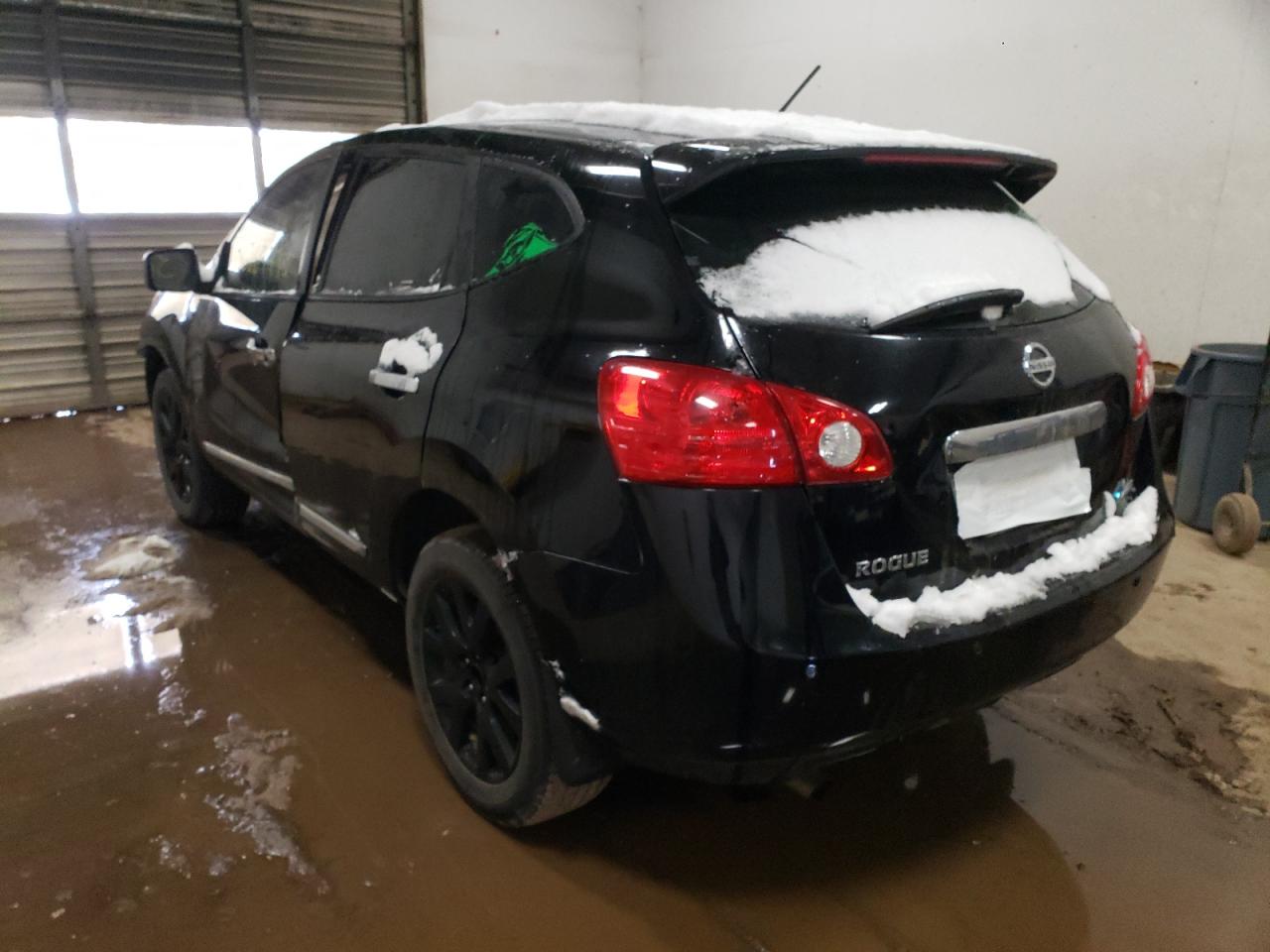 Photo 3 from auction – 2011 NISSAN ROGUE S with VIN JN8AS5MT1BW171523