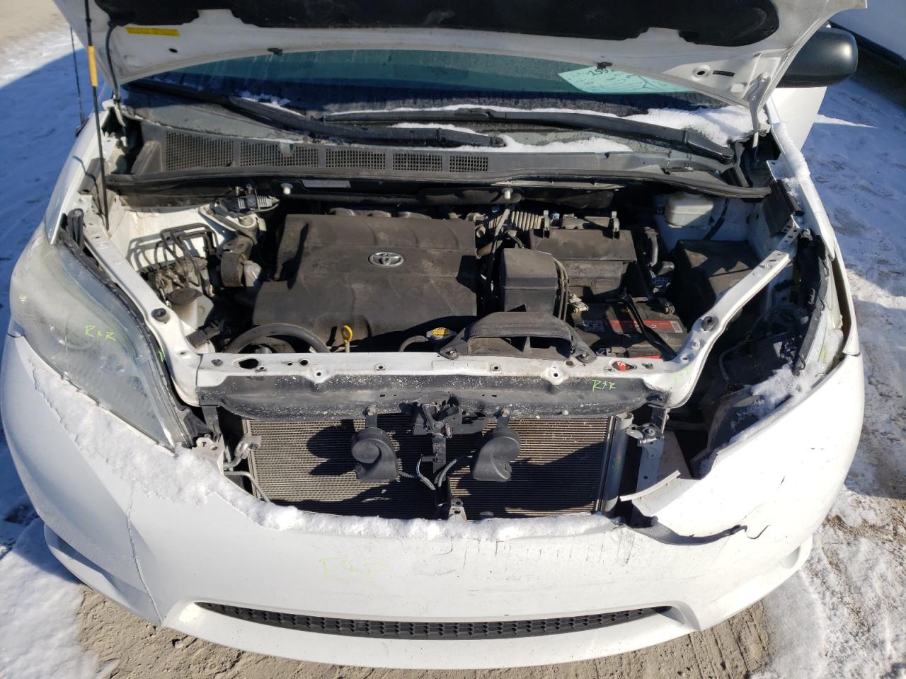 Photo 7 from auction – 2012 TOYOTA SIENNA with VIN 5TDZK3DC7CS228263