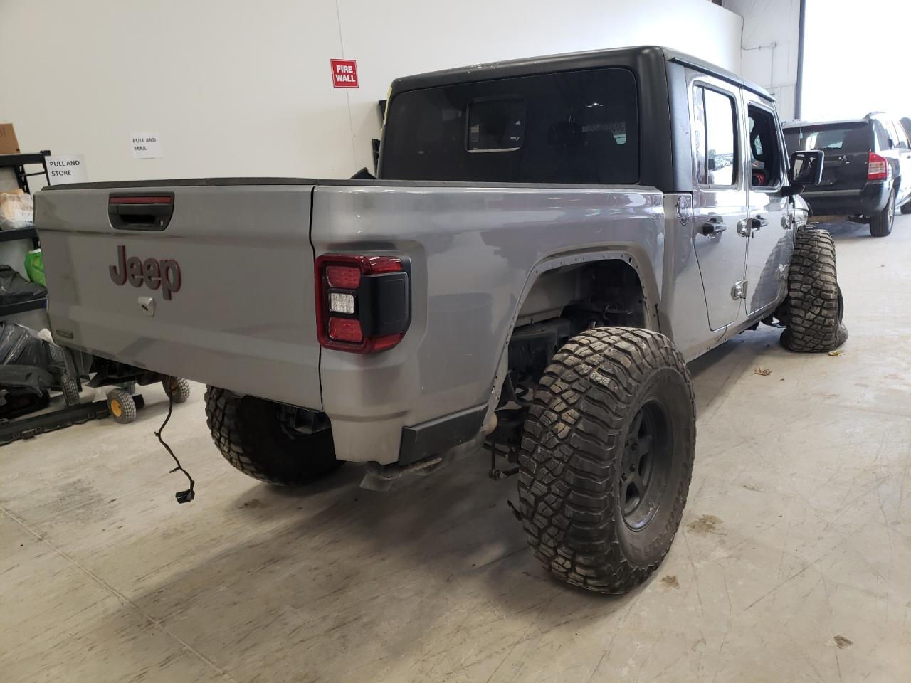 Photo 4 from auction – 2021 JEEP GLADIATOR with VIN 1C6JJTBM0ML511254