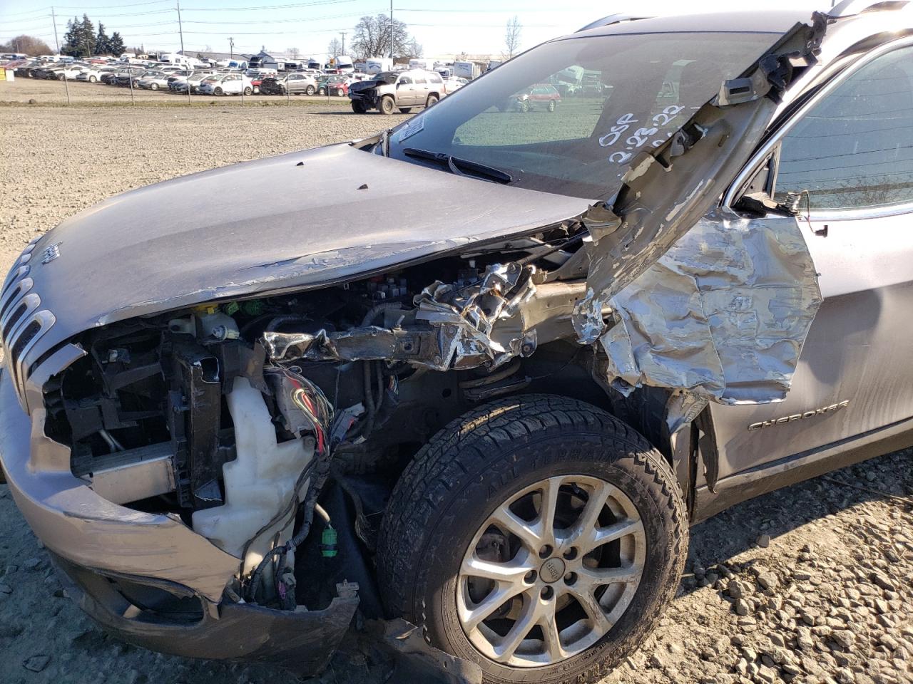 Фото 9 с аукциона – 2017 JEEP CHEROKEE L с VIN 1C4PJMCS1HD218565